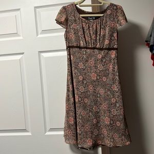 Suits Us  size 6 casual dress